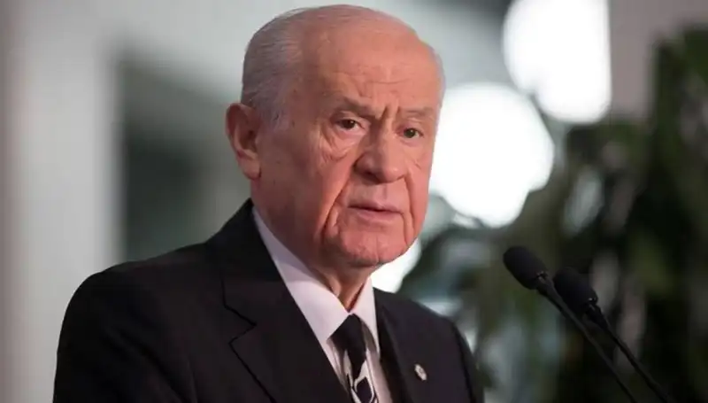 Bahçeli’den Dikkat Çeken Hareket: Kurban Vekaletini Kızılay’a Verdi