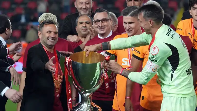 Okan Buruk, Galatasaray'ın Geleceği İçin Hedeflerini Açıkladı
