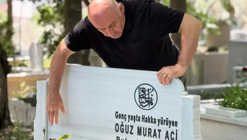 Aci Ailesinin Babalar Günü’ndeki Hüzün, Anılarla Dolu Bir Gün