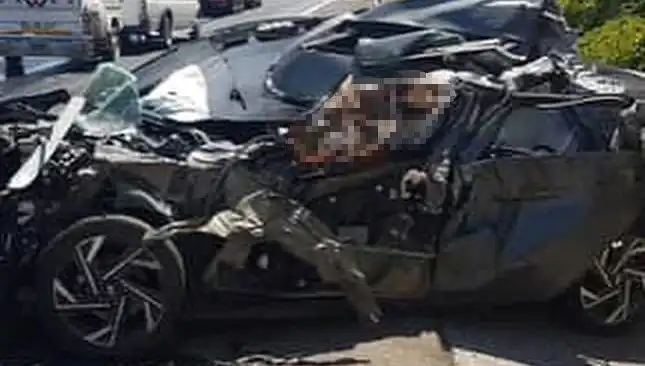 Şanlıurfa'da Otomobil Tankere Çarptı: Kazanın Ayrıntıları ve Sonuçları