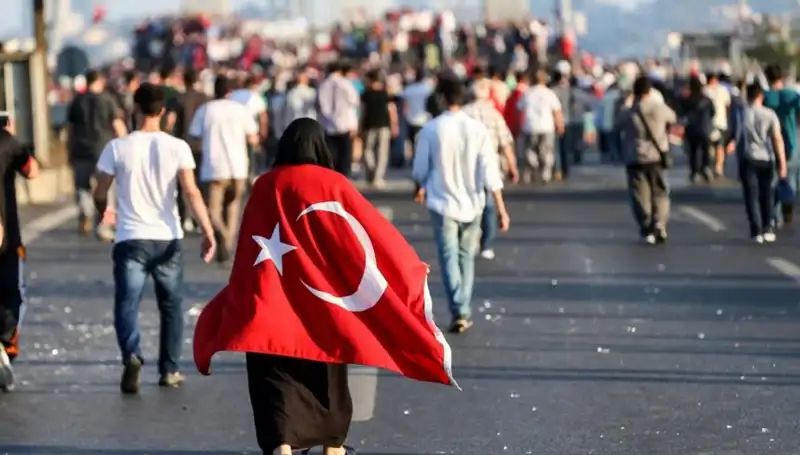 Kabine Üyelerinden 15 Temmuz Darbe Girişimi Üzerine Anlamlı Mesajlar