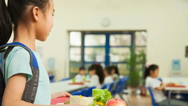 İspanya, Obeziteyle Mücadelede Radikal Karar: Yağlı Yiyecekler Yasaklanıyor!