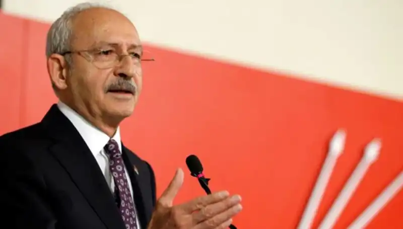 Kemal Kılıçdaroğlu'ndan Kurultay Kararına Destek: CHP’nin Geleceği Nasıl Şekillenecek?