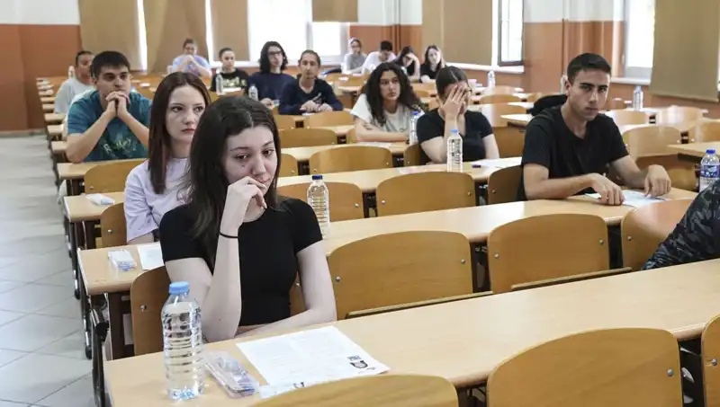 YKS 2023 Sonuçları Açıklandı: Öğrencileri Neler Bekliyor?