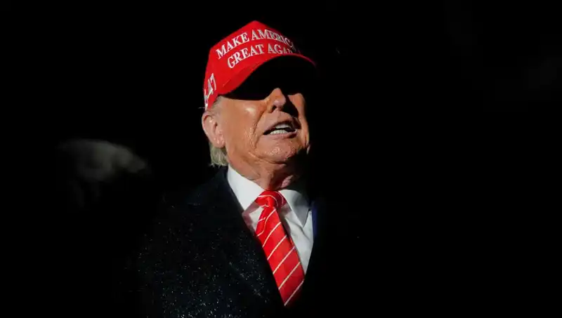 Yüksek Mahkeme'den Trump’a Yetki: Göçmenlerin Yasal Statüsünü İptal Etme Hakkı