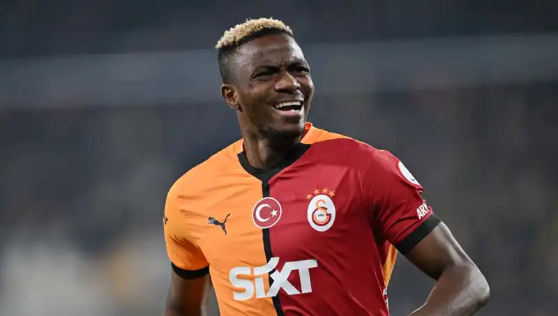 Osimhen'in Geleceği Belirsiz: Napoli ve Galatasaray İhtimalleri Rüzgar Gibi Değişiyor