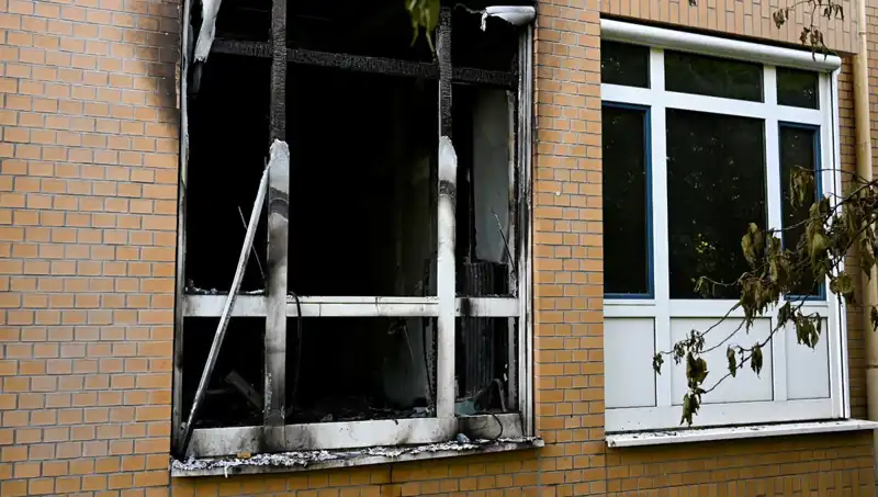 Almanya'da Hastanede Tüyler Ürperten Yangın: Üç Kişi Hayatını Kaybetti