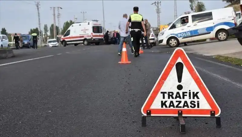 Tekirdağ’da Kontrolden Çıkan Araç Bariyere Çarptı: 1 Ölü, 2 Yaralı