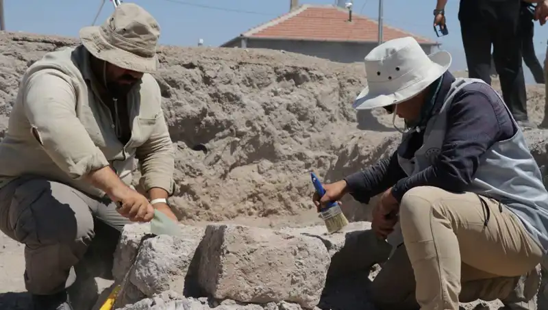 İç Anadolu'daki Tarihi Mozaik Kazısında Şok Etkisi Yaratan Buluntular