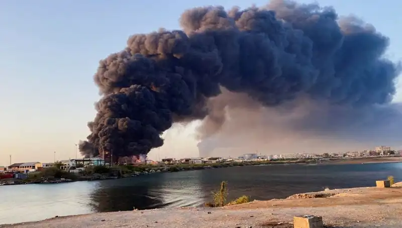 Port Sudan'da Patlamalar: Havalimanı ve Ordu Üssüne Saldırı Düzenlendi