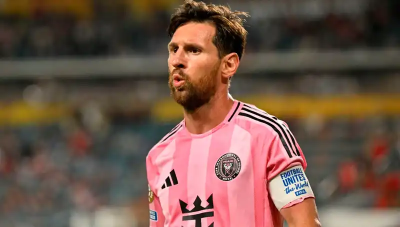 Messi'nin İlk Maçında Beraberlik: Son Dakika Şaşkınlığı!