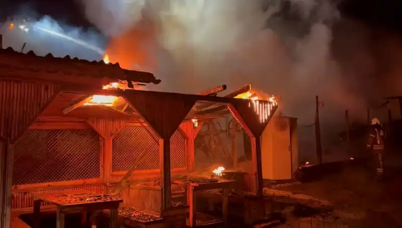 Şile’de Altı Gözleme Restoranı Alev Alev Yandı: Yangının Nedeni Ne?