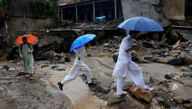 Pakistan'ı Vuran Sel Felaketi, DSÖ Tıbbi Malzeme Desteği Gönderiyor
