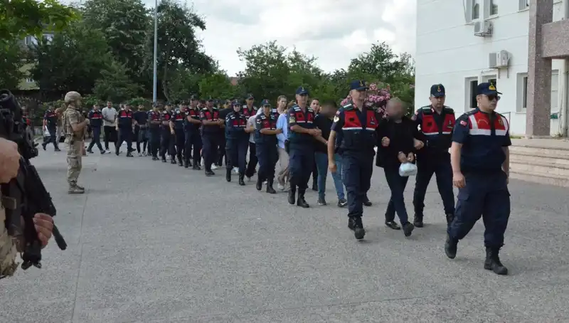 Hacizli Araçları Yeniden Tasarlayıp Satıyorlar: Dolandırıcılık İddiaları Ortaya Çıktı