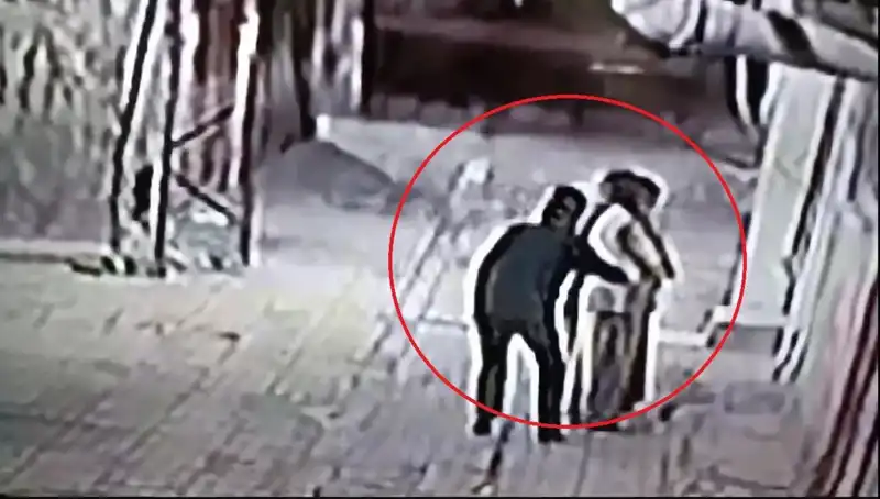 Kapkaççılara Sıfır Tolerans: Polisler Pazarcı ve Simitçi Kılığına Girdi!