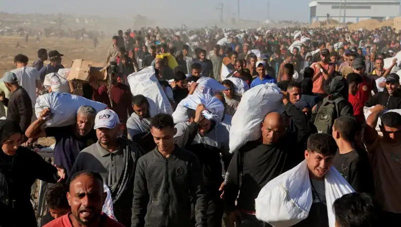 İsrail Ordusu'ndan Han Yunus'a Kuşatma: 15 Kilometrelik Stratejik Koridor Açıldı