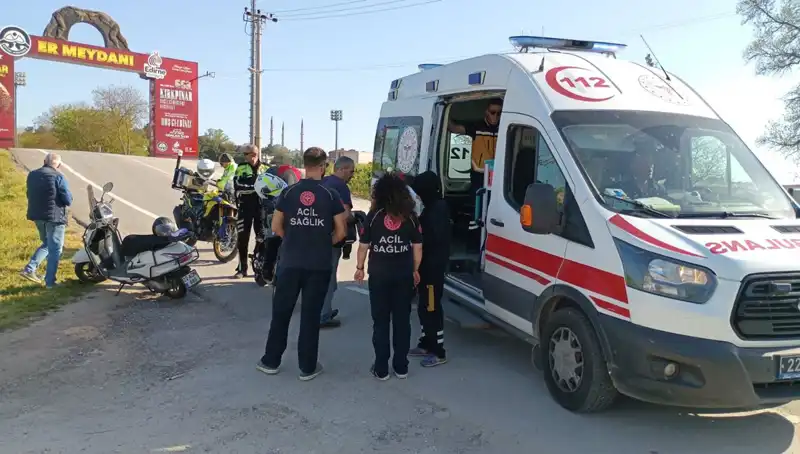 Edirne'de Motosiklet Kazası: Genç Yaşamını Kaybetti, Şehir Sarsıldı