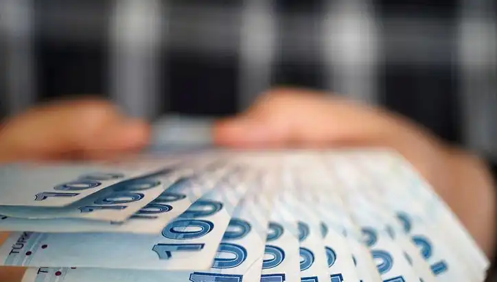 Emekli Promosyonları Temmuz 2025’te Hız Kazanıyor: Hangi Banka Ne Kadar Veriyor?