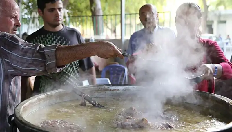 Gadir-i Hum Bayramı: Kutlama Mesajları ve Anlamı Hakkında Bilmeniz Gerekenler