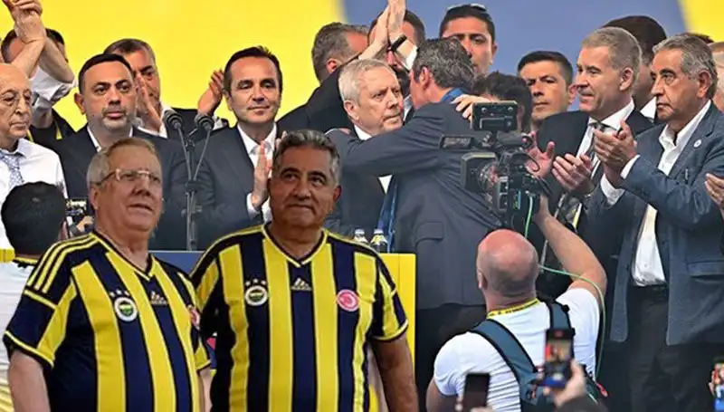 Aziz Yıldırım'ın Ekibinden Mahmut Uslu, Ali Koç'a İstifa Çağrısı Yaptı