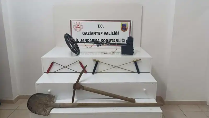 Definecilerin Peşine Düşüldü: İki Kişi Gözaltına Alındı